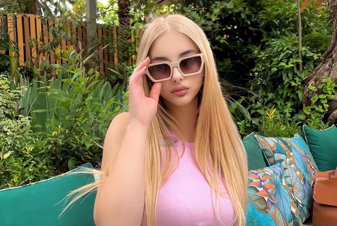 Unveiling the Allure: A Fresh Face Shines in Foreign Beauty Lifestyle Photos Issue 123