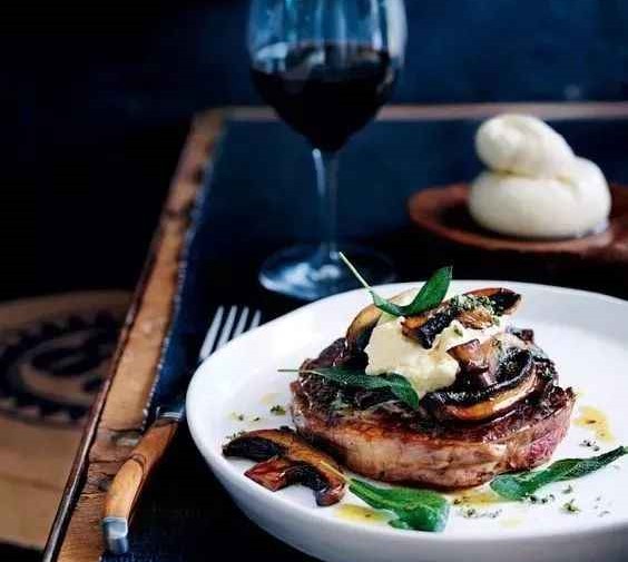 Global Gastronomic Delights: Three Exquisite Dishes to Savor